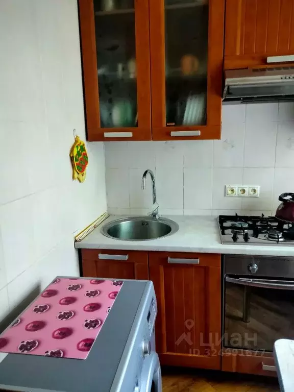 2-к кв. Саратовская область, Саратов Барнаульская ул., 8б (45.0 м) - Фото 1