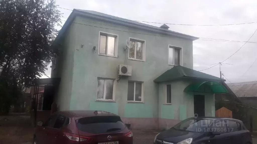 Торговая площадь в Оренбургская область, Оренбург ул. Ногина, 21/21 . - Фото 1
