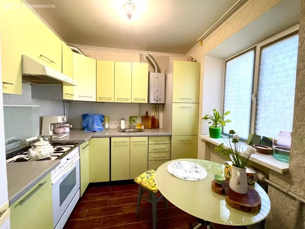 3-комнатная квартира: Новороссийск, улица Свердлова, 16 (57 м) - Фото 2