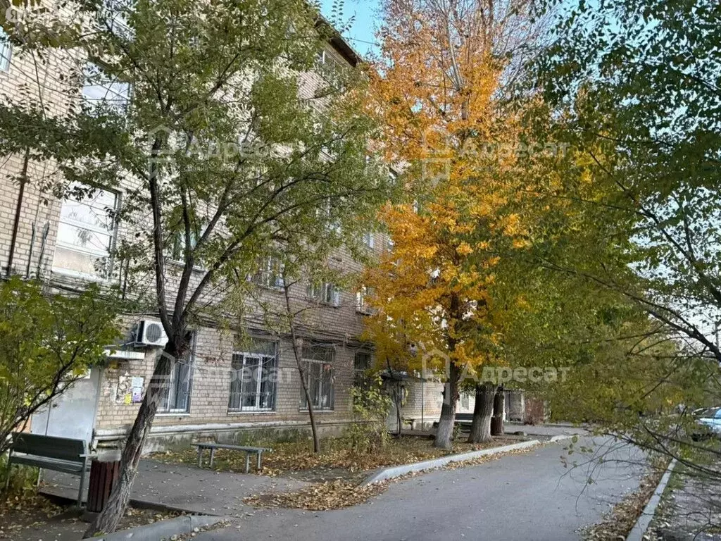 3-комнатная квартира: Волгоград, улица Кирова, 122 (55.3 м) - Фото 2