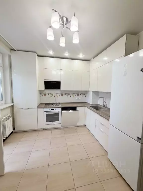 1-к кв. Крым, Симферополь ул. Батурина, 95 (39.0 м) - Фото 2
