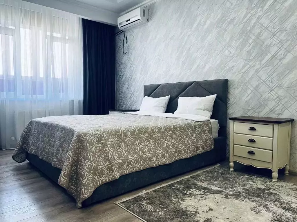 1-к кв. Краснодарский край, Краснодар ул. Имени Жлобы, 141 (40.0 м) - Фото 1