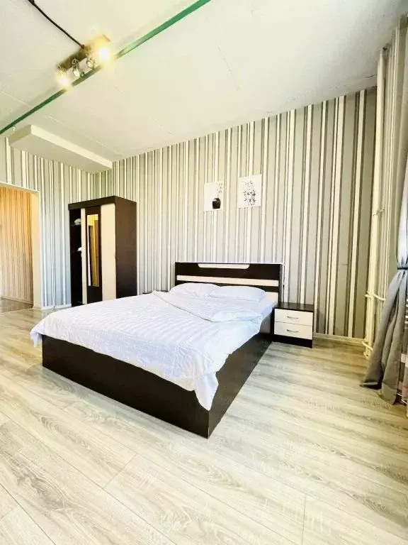 1-к кв. Свердловская область, Екатеринбург ул. Крестинского, 35 (40.0 ... - Фото 1