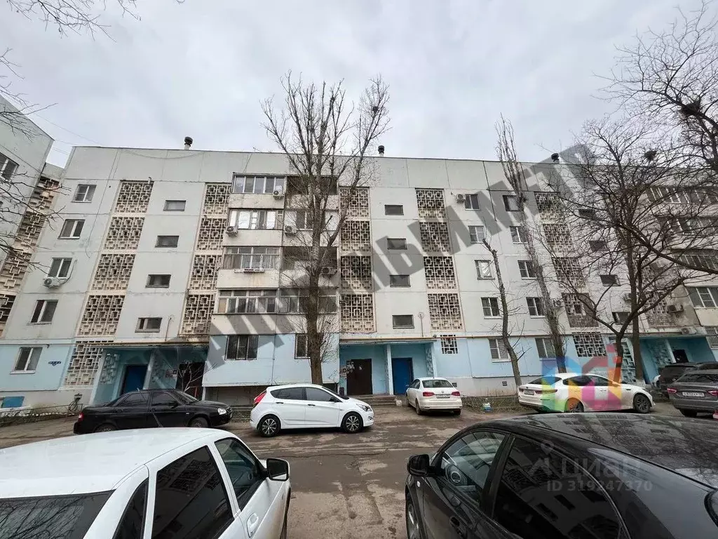 3-к кв. Калмыкия, Элиста 7-й мкр, 2к4 (70.0 м) - Фото 0