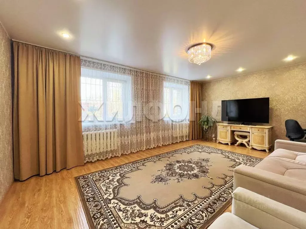 3-к кв. Алтайский край, Барнаул ул. Фурманова, 26А (97.7 м) - Фото 2
