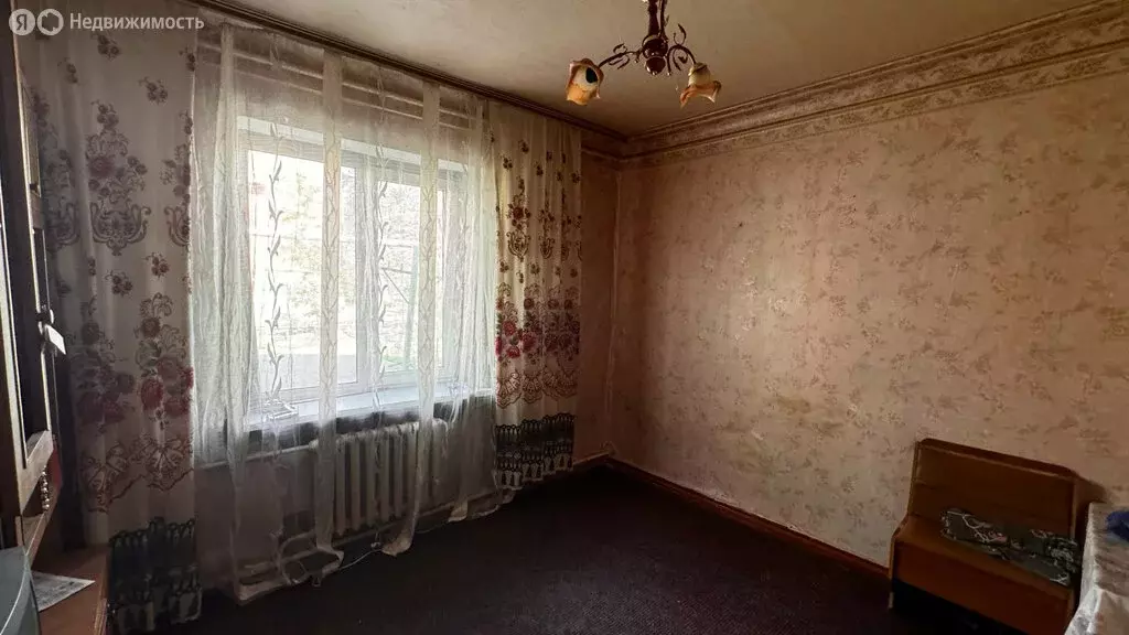 1к в 9-комнатной квартире (20 м) - Фото 0