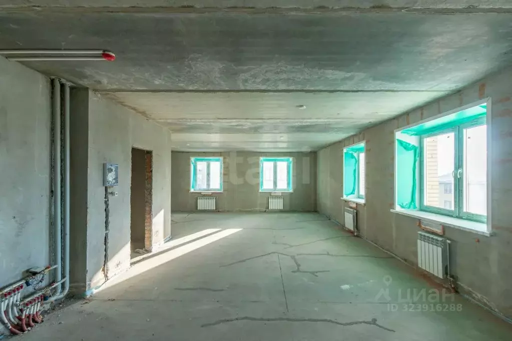 3-к кв. Омская область, Омск ул. 5-я Северная, 124 (70.6 м) - Фото 1