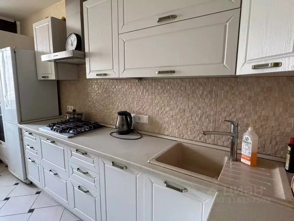 2-к кв. Татарстан, Казань ул. Академика Лаврентьева, 9 (65.0 м) - Фото 1