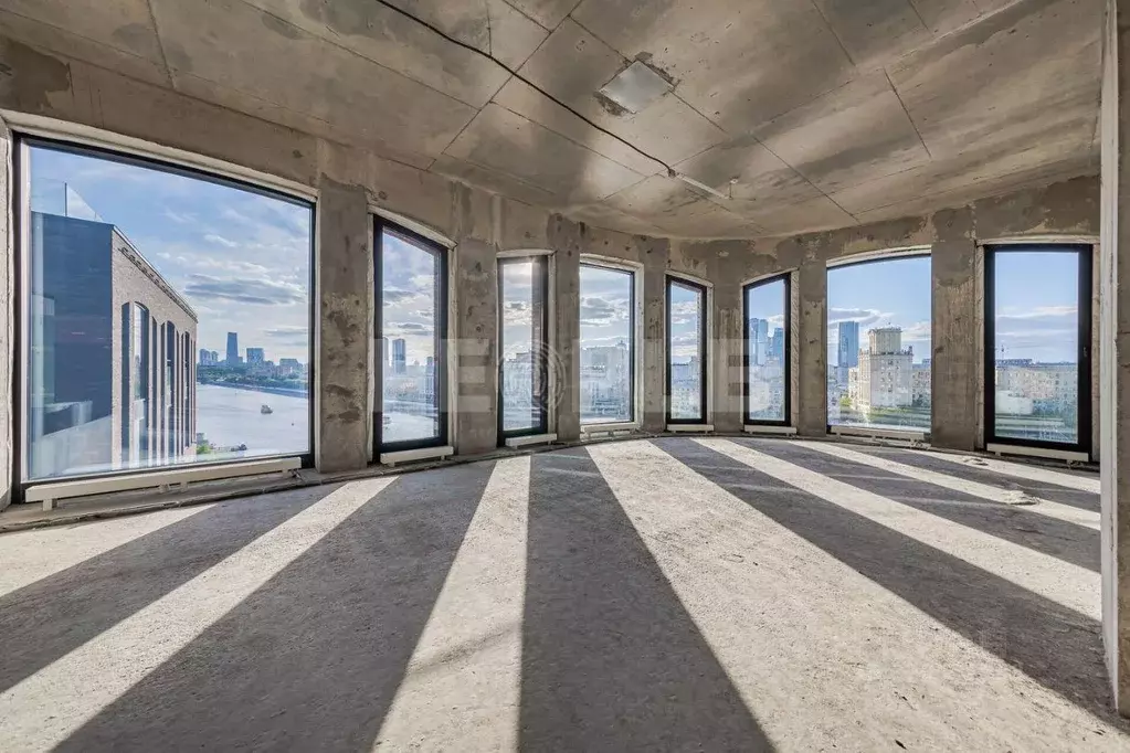 Квартира, 5 и более комнат, 260 м - Фото 1