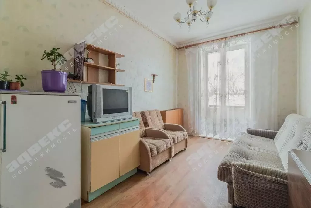 Комната Санкт-Петербург 2-я Комсомольская ул., 6К1 (13.3 м) - Фото 2