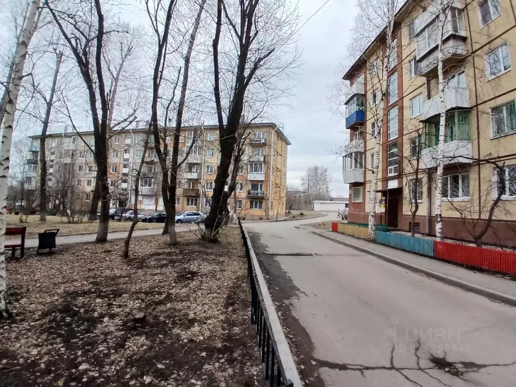 2-к кв. Иркутская область, Иркутск ул. Розы Люксембург, 229 (41.6 м) - Фото 2
