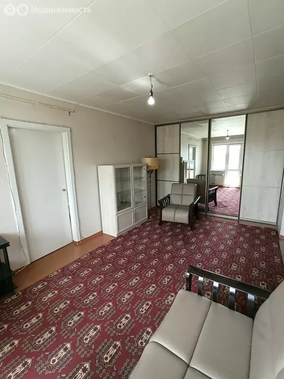 2-комнатная квартира: Хабаровск, 1-й микрорайон, улица Калараша, 13 ... - Фото 1