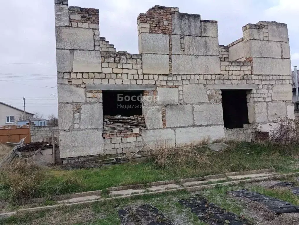 Дом в Крым, Кировское пгт ул. Султана Амет-Хана (240 м) - Фото 2