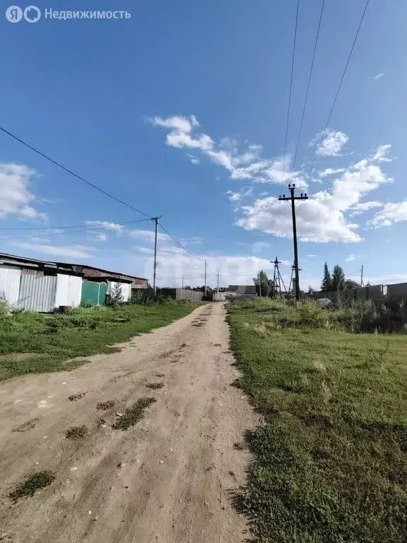 Участок в село Подсинее, Комсомольская улица (12 м) - Фото 1