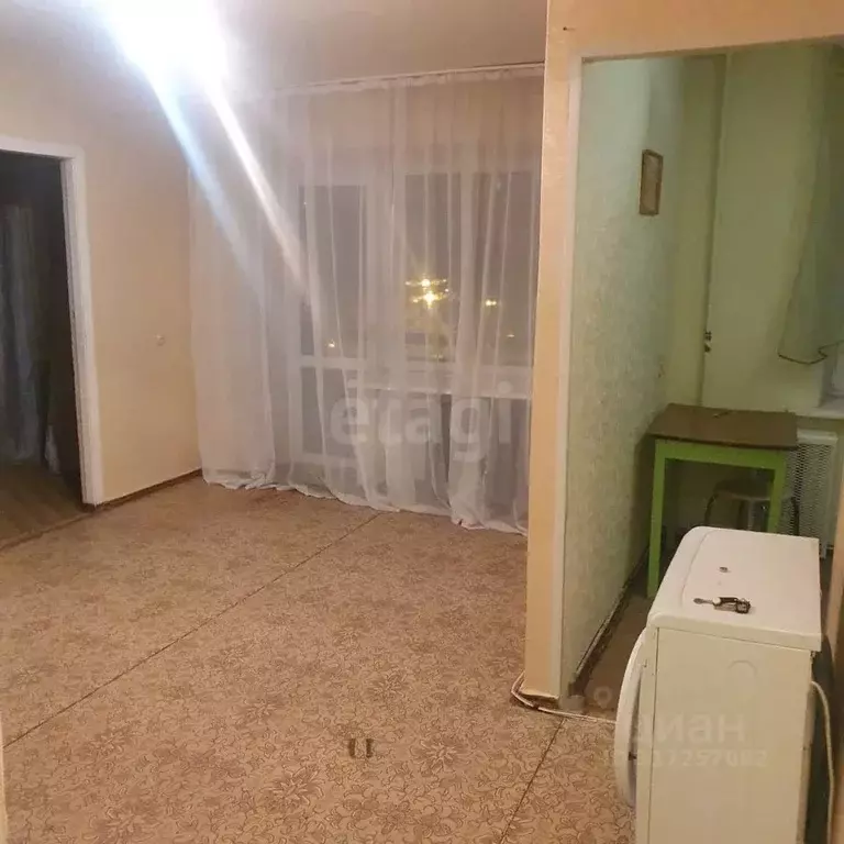 2-к кв. Тюменская область, Тюмень ул. Мельникайте, 64 (41.3 м) - Фото 0