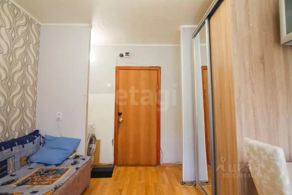 Комната Свердловская область, Екатеринбург ул. Лукиных, 18А (12.4 м) - Фото 1