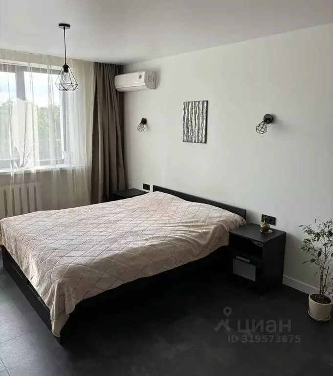 3-к кв. Крым, Симферополь ул. Гоголя, 68 (70.0 м) - Фото 0