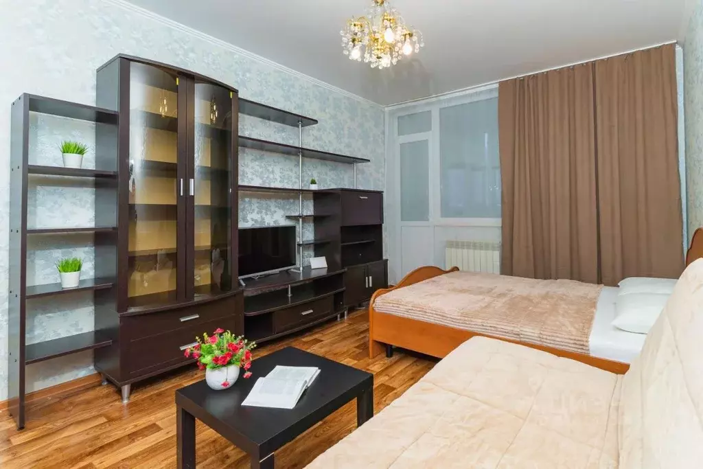 1-к кв. Оренбургская область, Оренбург Салмышская ул., 74 (45.0 м) - Фото 0