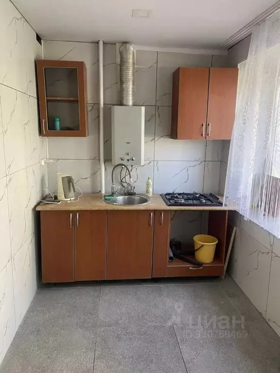 3-к кв. Самарская область, Кинель Крымская ул., 1 (58.0 м) - Фото 0