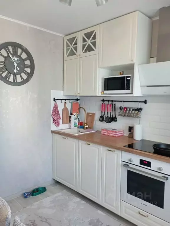 3-к кв. Челябинская область, Челябинск ул. Скульптора Головницкого, 16 ... - Фото 0