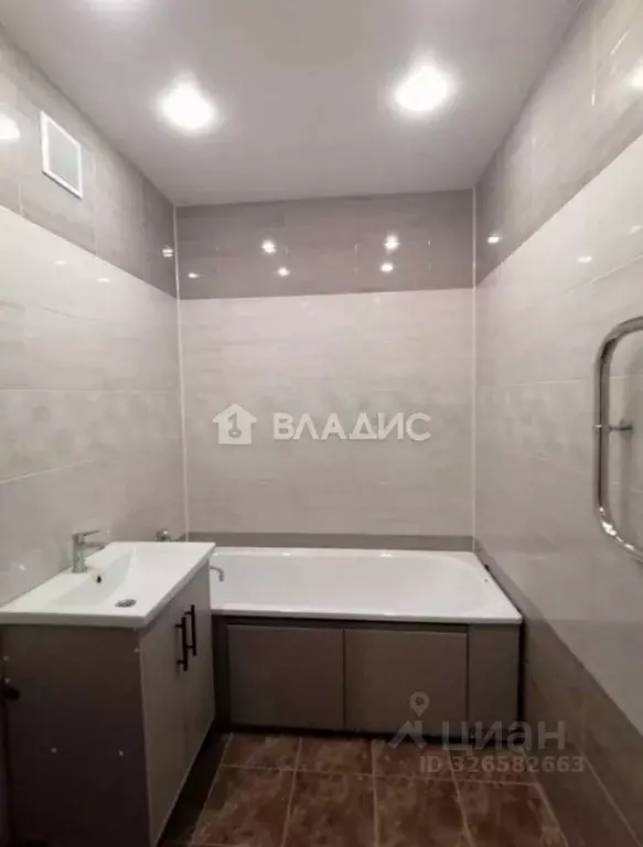 3-к кв. Белгородская область, Белгород ул. Газовиков, 9 (87.0 м) - Фото 2