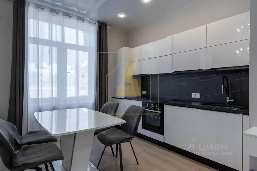 2-к кв. Санкт-Петербург Ждановская ул., 43к2 (100.0 м) - Фото 1