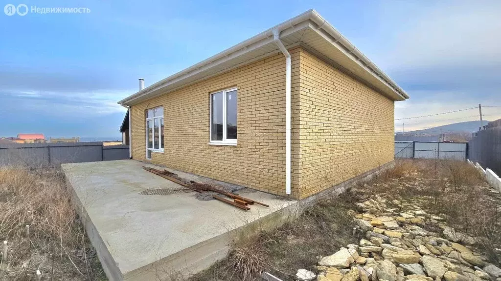 Дом в село Супсех, Малиновая улица (100 м) - Фото 1