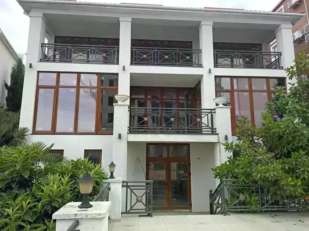 Дом в Крым, Алушта ул. Сергеева-Ценского, 3к8 (361 м) - Фото 0