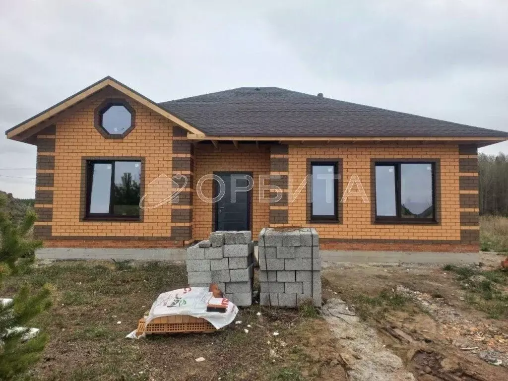 Дом в Тюменская область, Тюменский муниципальный округ, д. Ушакова ул. ... - Фото 1