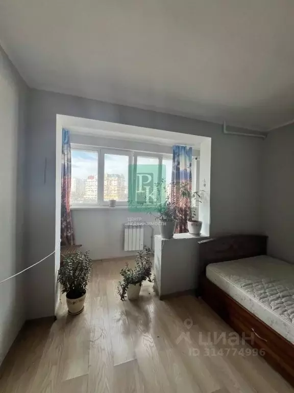 2-к кв. Севастополь просп. Октябрьской Революции, 32 (62.4 м) - Фото 0