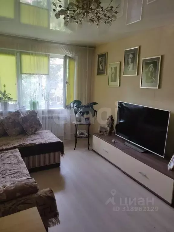 1-к кв. Омская область, Омск ул. 75-й Гвардейской Бригады, 5 (31.0 м) - Фото 0