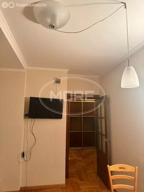 2-комнатная квартира: Калининград, Киевская улица, 132А (70.3 м) - Фото 2