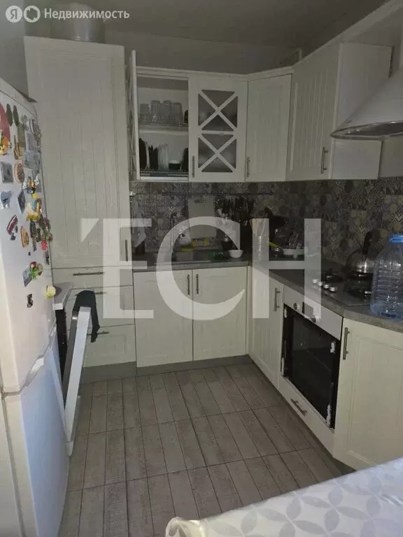 2-комнатная квартира: Кимовск, улица Драгушиной, 11 (50 м) - Фото 1