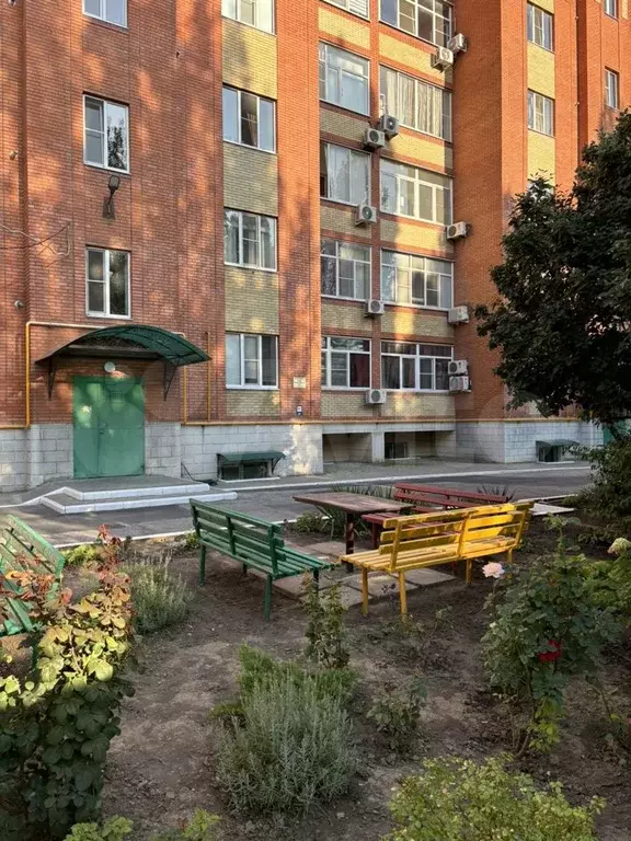 1-к. квартира, 60 м, 1/5 эт. - Фото 1