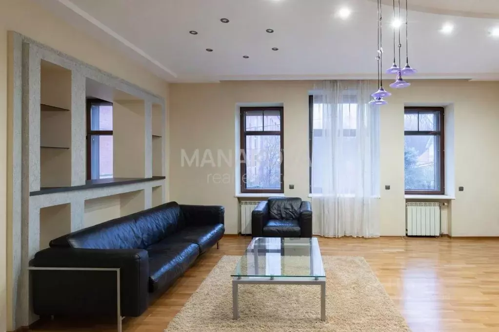 Таунхаус в Санкт-Петербург Парголовский пер., 9 (264 м) - Фото 2