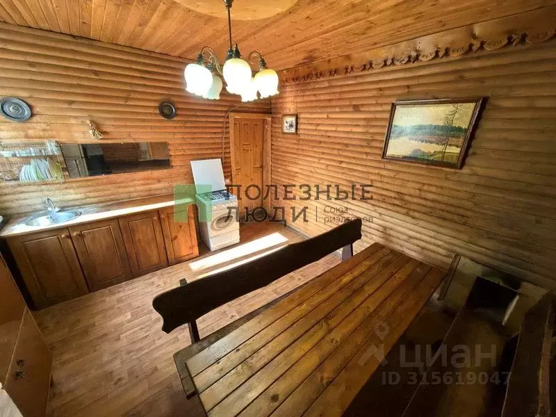 Дом в Саратовская область, Саратов проезд 7-й Шелковичный, 4 (163 м) - Фото 1