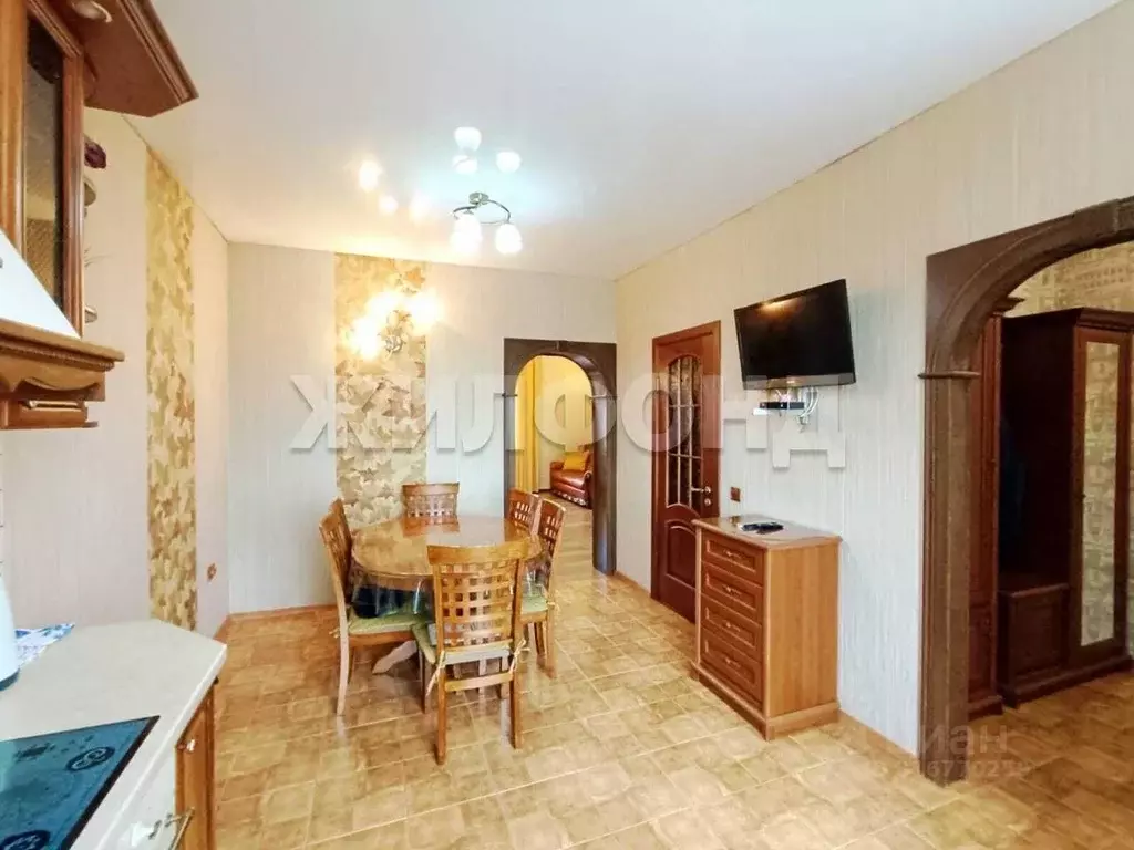 Дом в Хакасия, Черногорск Спортивная ул., 89 (256 м) - Фото 2