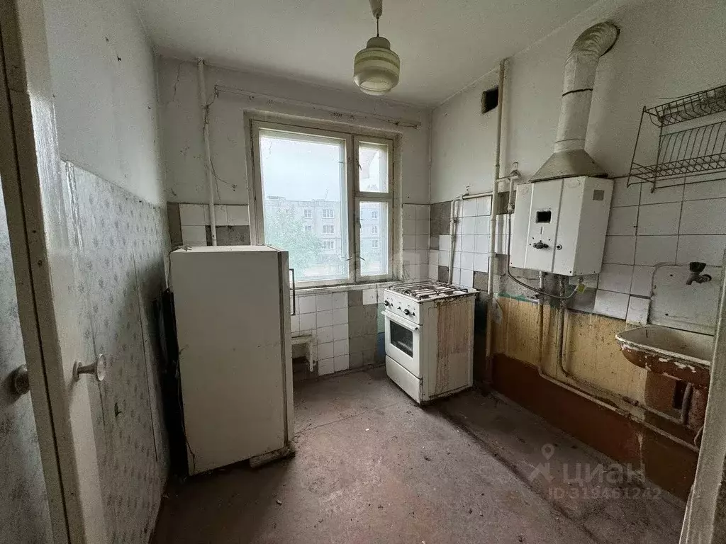 4-к кв. Нижегородская область, Навашино ул. Силикатный поселок, 19 ... - Фото 0