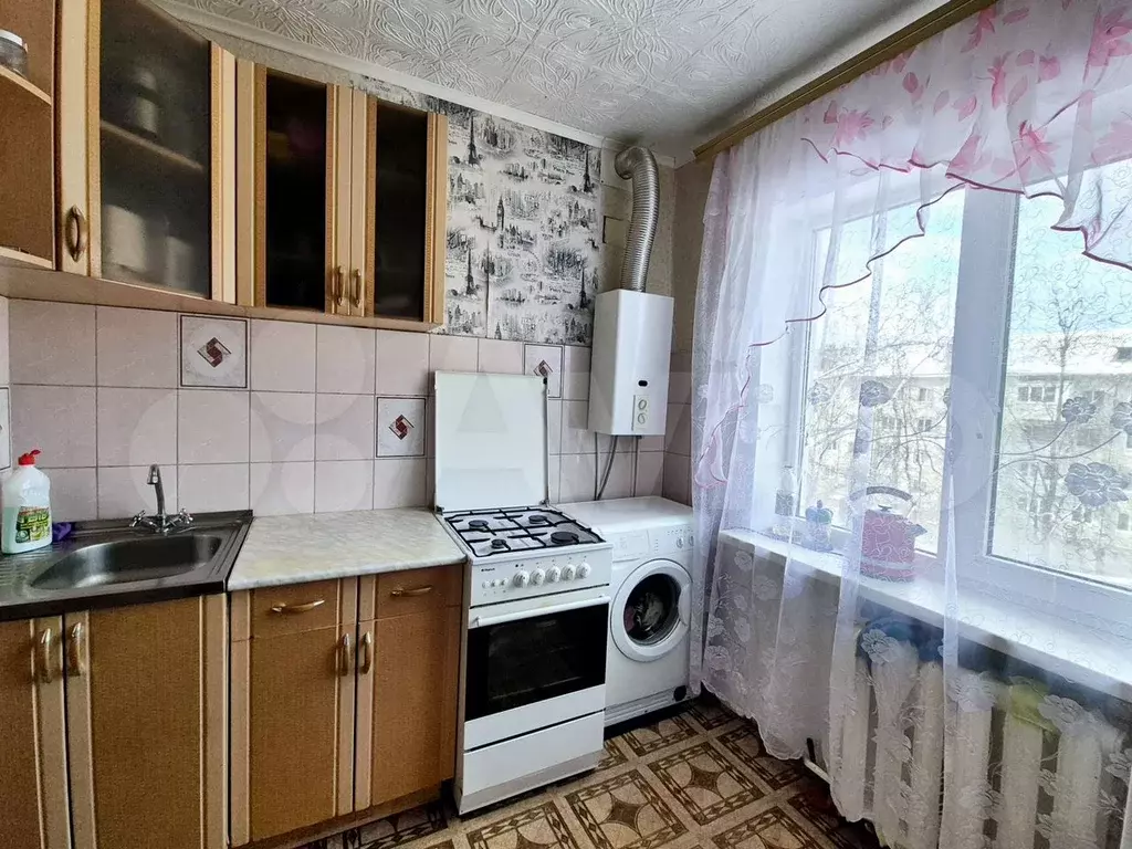 1-к. квартира, 30 м, 5/5 эт. - Фото 0