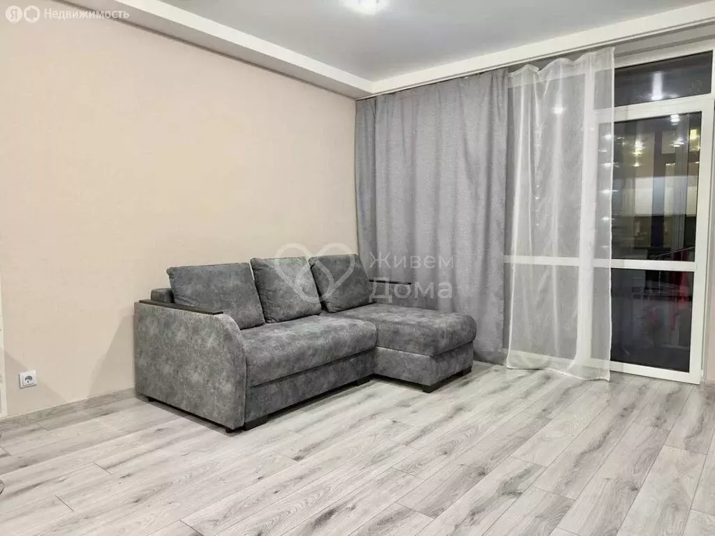 2-комнатная квартира: Волгоград, район Семь Ветров, бульвар 30-летия ... - Фото 2