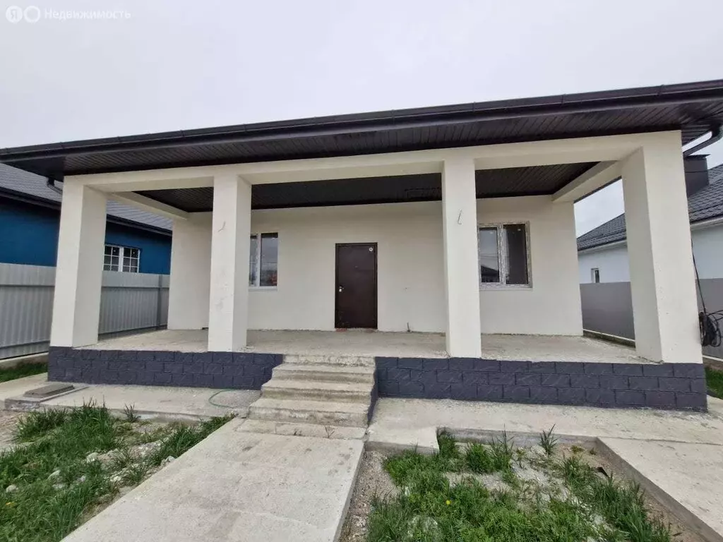 Дом в Ессентуки, улица имени Рыбникова (120 м) - Фото 1