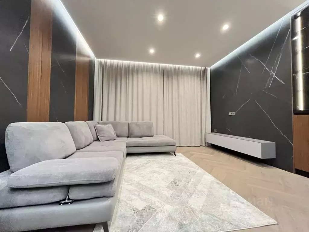 3-к кв. Москва ул. Эдуарда Стрельцова, 2к1 (80.0 м) - Фото 2