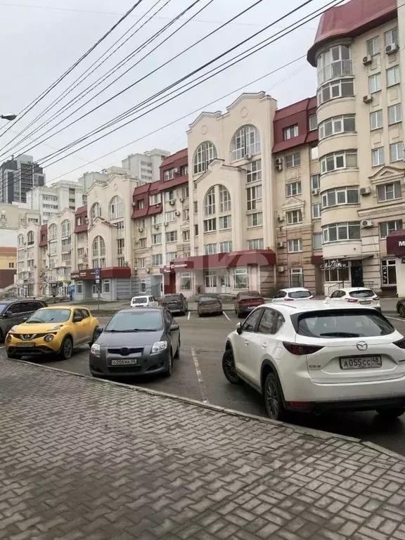 3-к кв. Липецкая область, Липецк ул. Фрунзе, 43 (93.0 м) - Фото 0