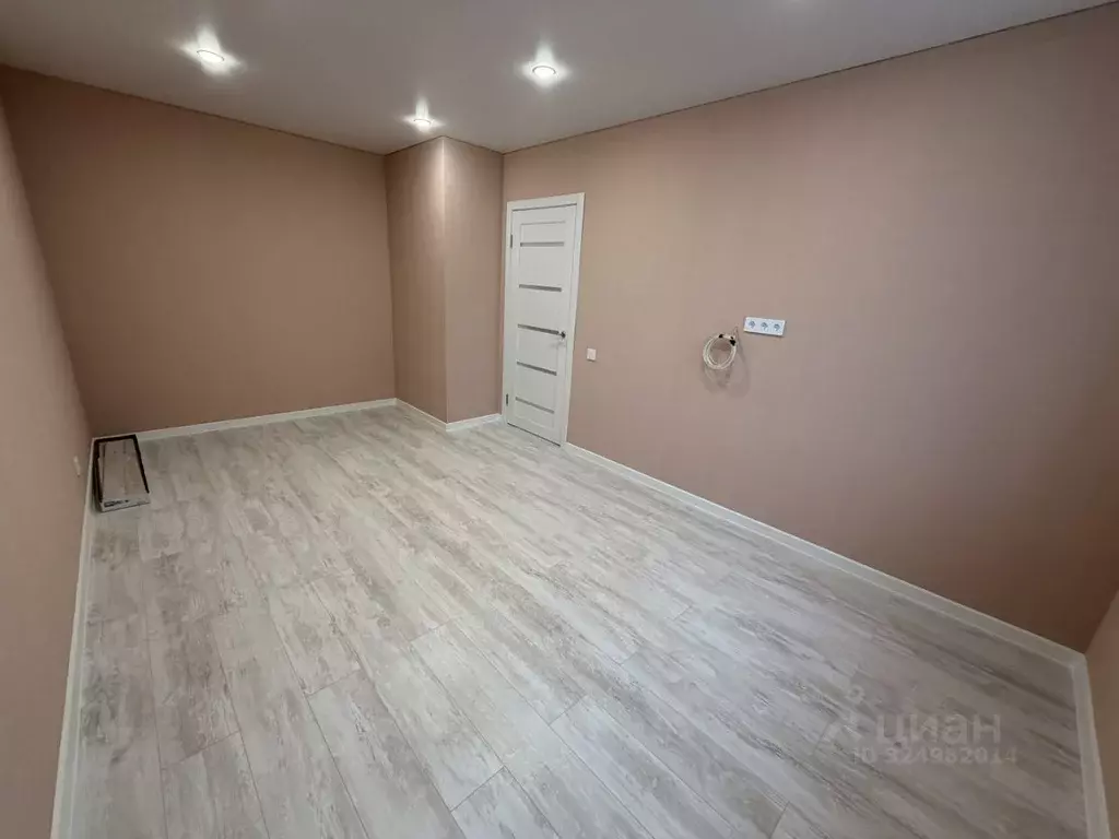 1-к кв. Саратовская область, Саратов ул. Имени С.П. Лисина, 7 (30.2 м) - Фото 1