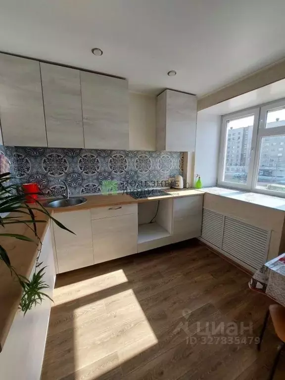 2-к кв. Челябинская область, Челябинск ул. Ворошилова, 27 (50.5 м) - Фото 1