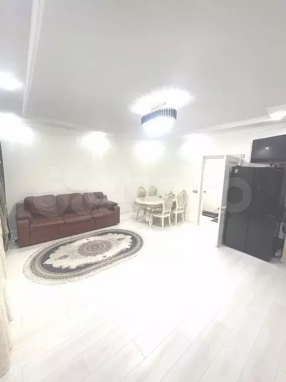 3-к. квартира, 90 м, 3/22 эт. - Фото 1