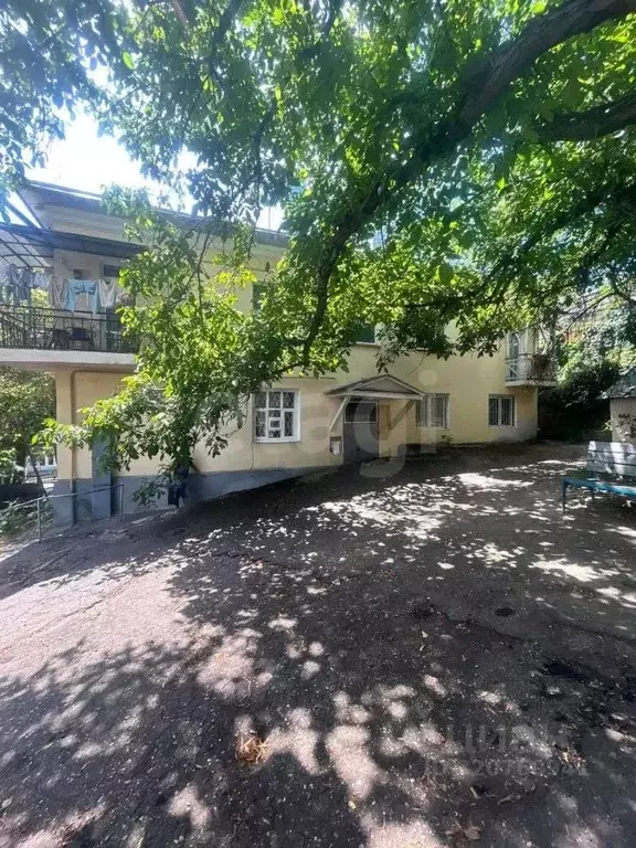 3-к кв. Ставропольский край, Кисловодск ул. Горького (63.5 м) - Фото 1