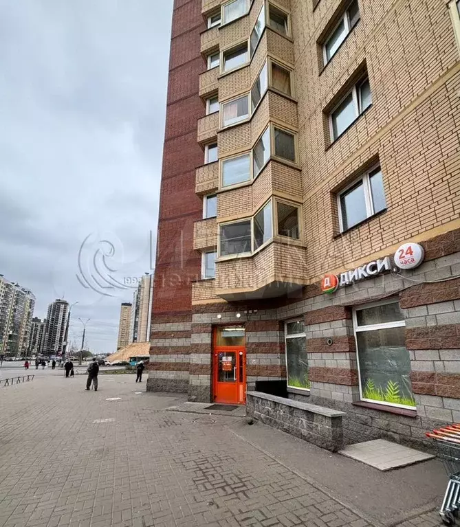 Продам торговое помещение, 160 м - Фото 1