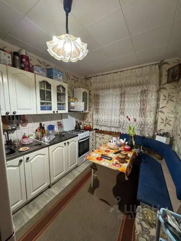3-к кв. Курская область, Курск просп. Дружбы, 7 (60.0 м) - Фото 0
