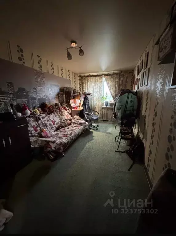 2-к кв. Калужская область, Малоярославецкий муниципальный округ, с. ... - Фото 2